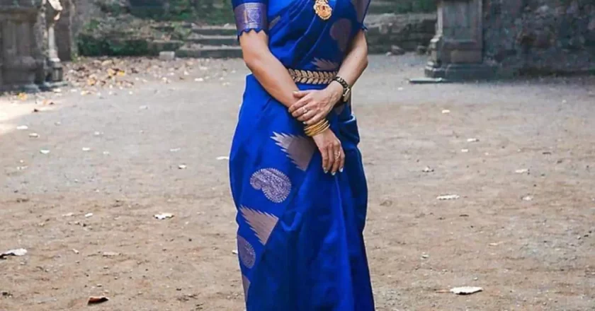 The Ultimate Guide to Ready-Made Designer Sarees: Style & Convenience Collide