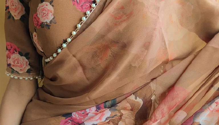 Dazzle on Your Wedding Day: A Guide to Heavy Sarees for the Bride