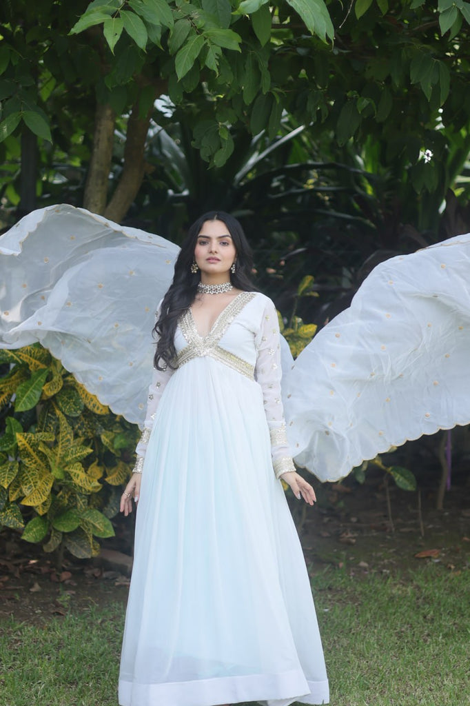 The White Dress: A Timeless Treasure in Every Woman's Wardrobe 1 White Dresses