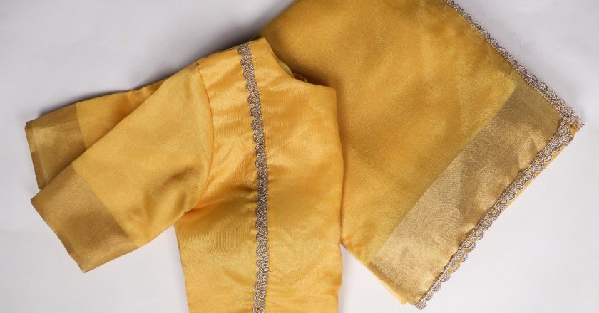 Saree Savvy: Embrace Elegance with Our Exquisite Mannat Silk Saree Collection