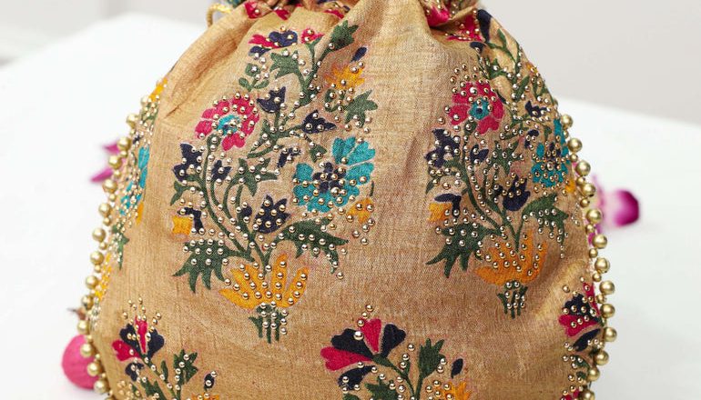 Cream Dola Silk Batwa: A Timeless Blend of Tradition and Elegance